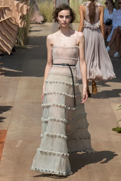 Look 66